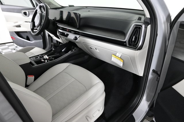 new 2025 Kia Sorento car, priced at $41,222