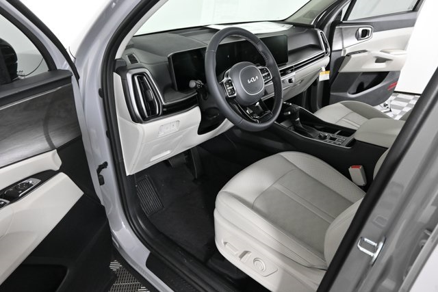 new 2025 Kia Sorento car, priced at $41,222