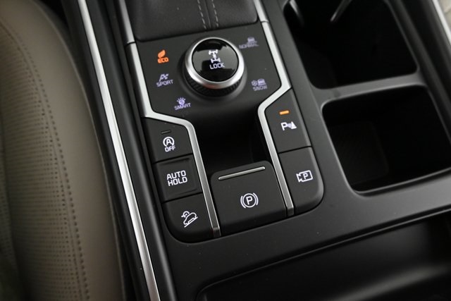 new 2025 Kia Sorento car, priced at $41,222