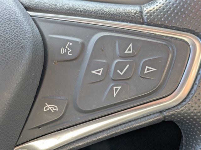 used 2023 Chevrolet Equinox car, priced at $20,863