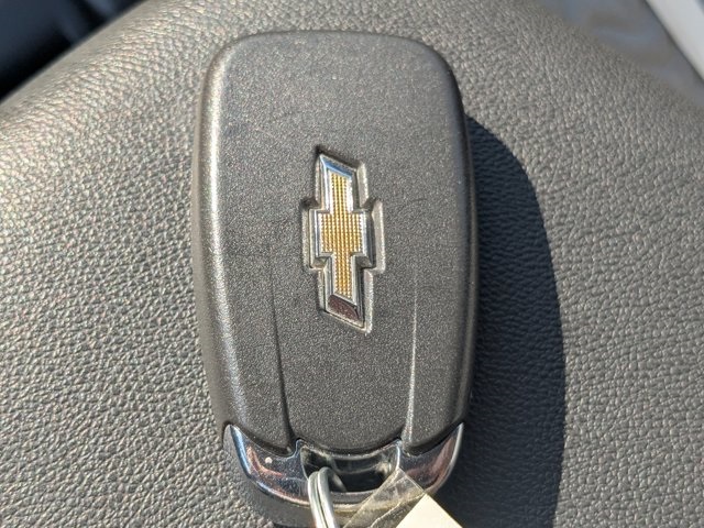 used 2023 Chevrolet Equinox car, priced at $20,863