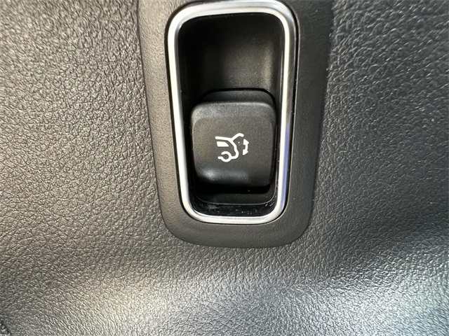 used 2022 Mercedes-Benz GLB car, priced at $40,904