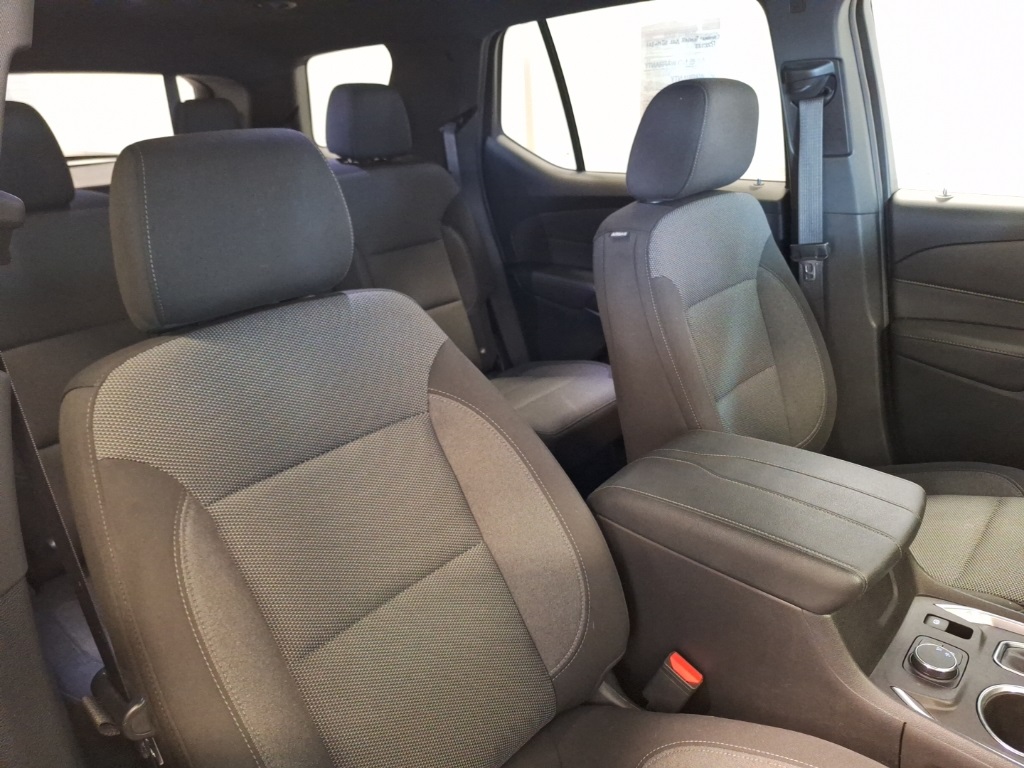 used 2022 Chevrolet Traverse car, priced at $25,993