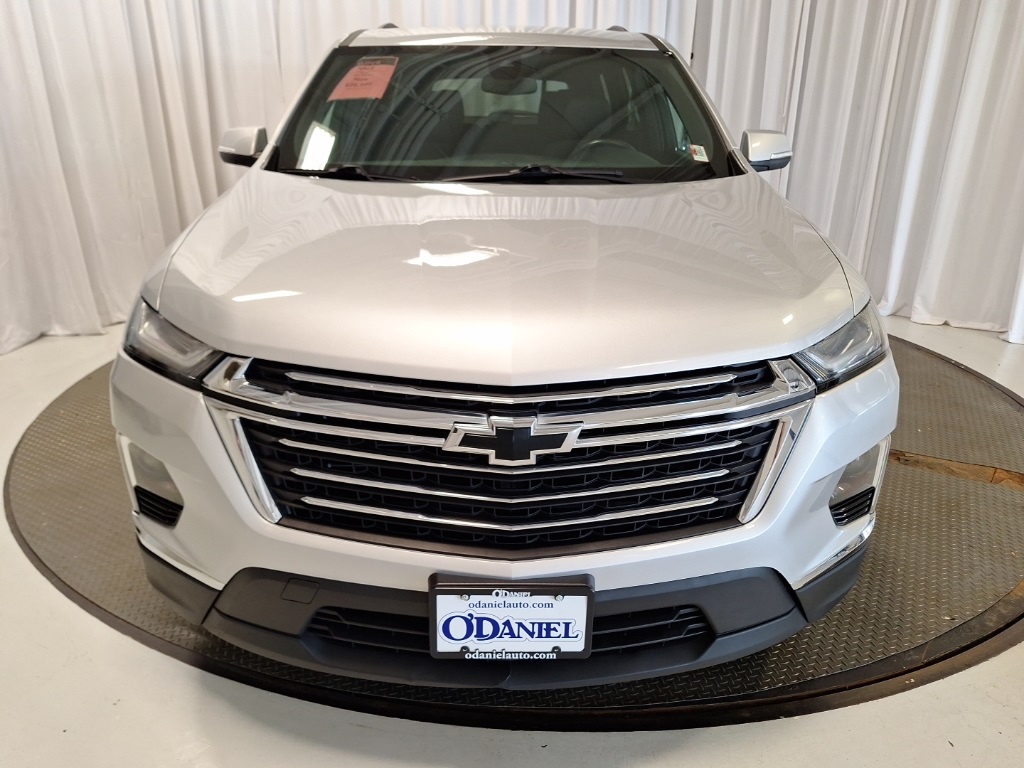 used 2022 Chevrolet Traverse car, priced at $25,993