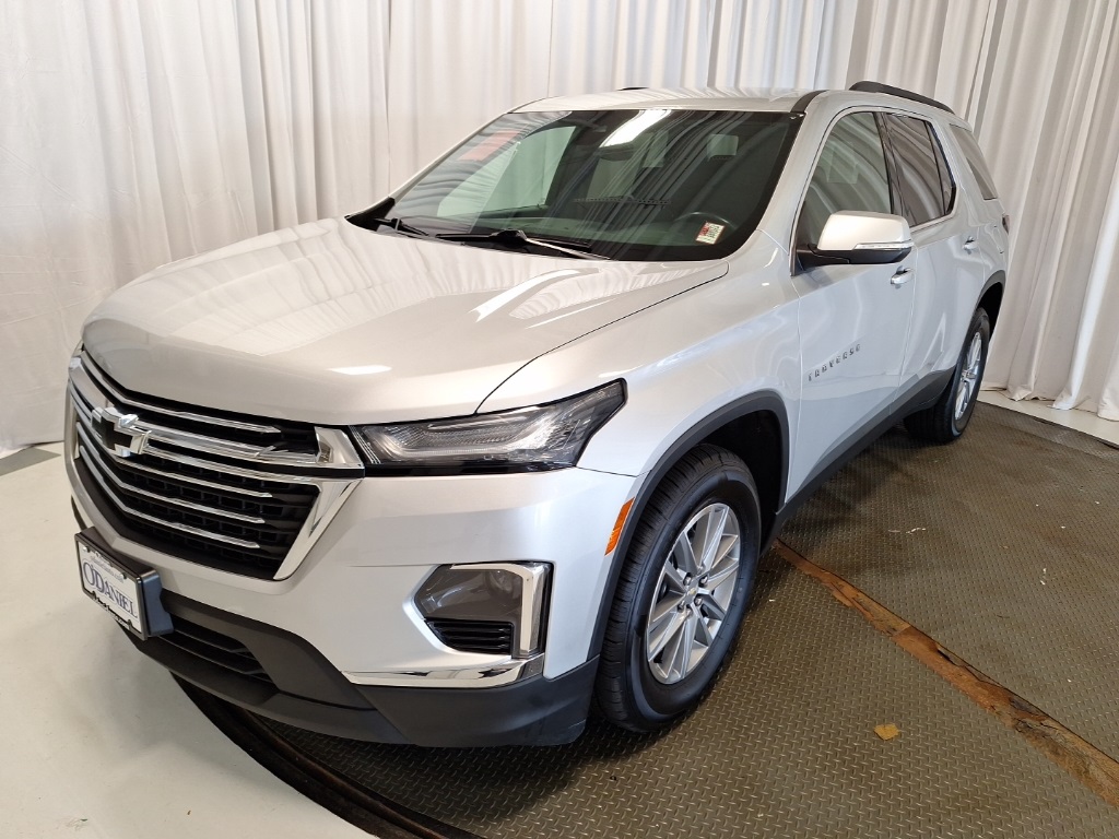 used 2022 Chevrolet Traverse car, priced at $25,993