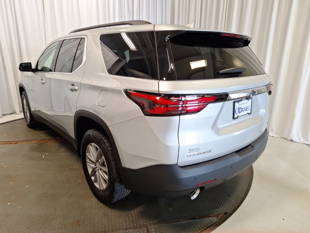 used 2022 Chevrolet Traverse car, priced at $25,993