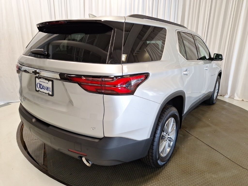 used 2022 Chevrolet Traverse car, priced at $25,993