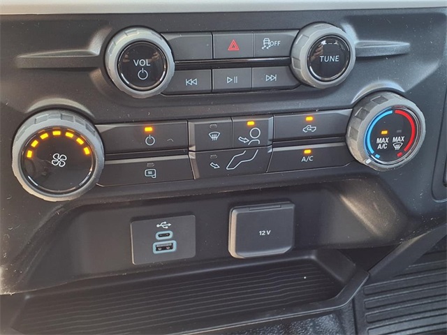 new 2025 Ford F-250SD car, priced at $48,200