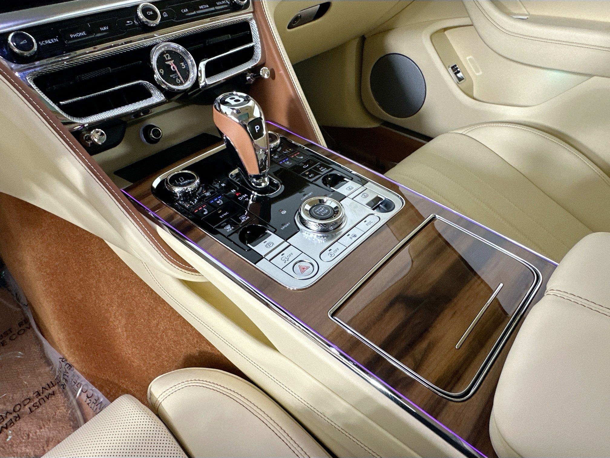 used 2024 Bentley Flying Spur car