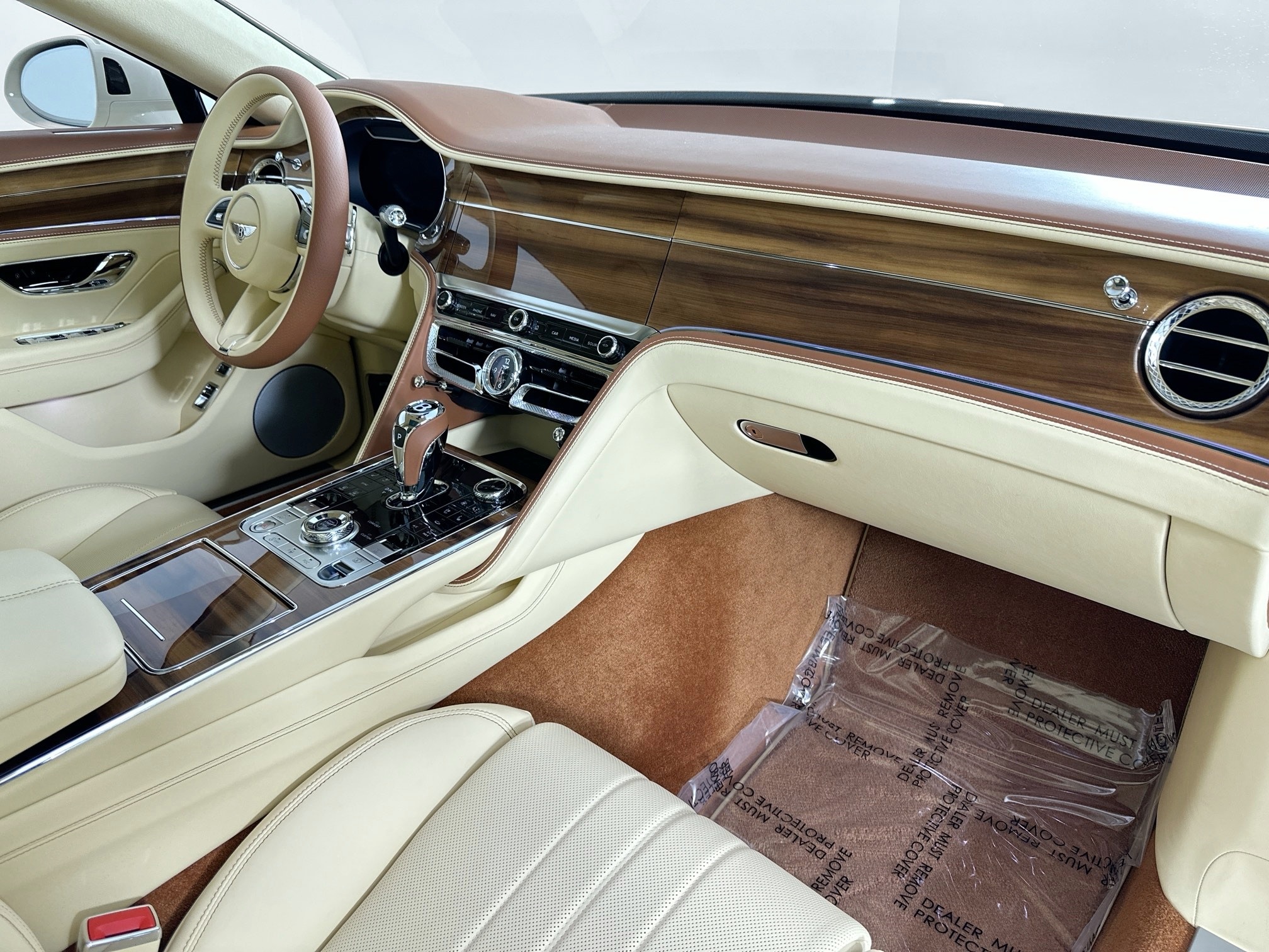 used 2024 Bentley Flying Spur car