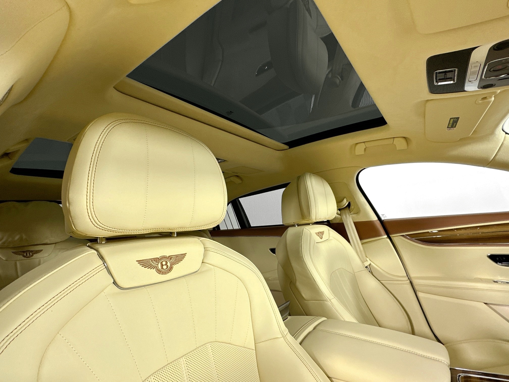 used 2024 Bentley Flying Spur car