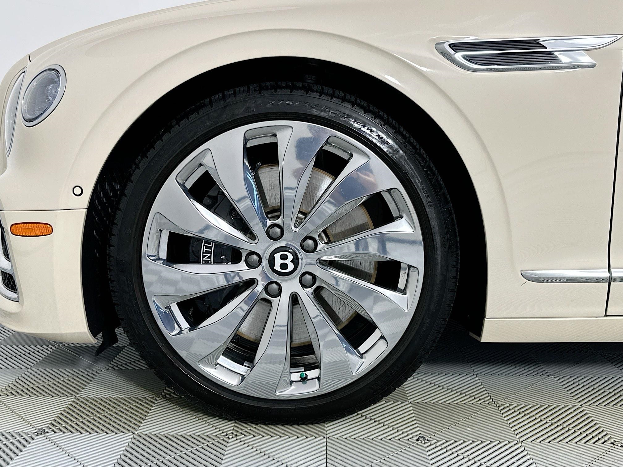 used 2024 Bentley Flying Spur car