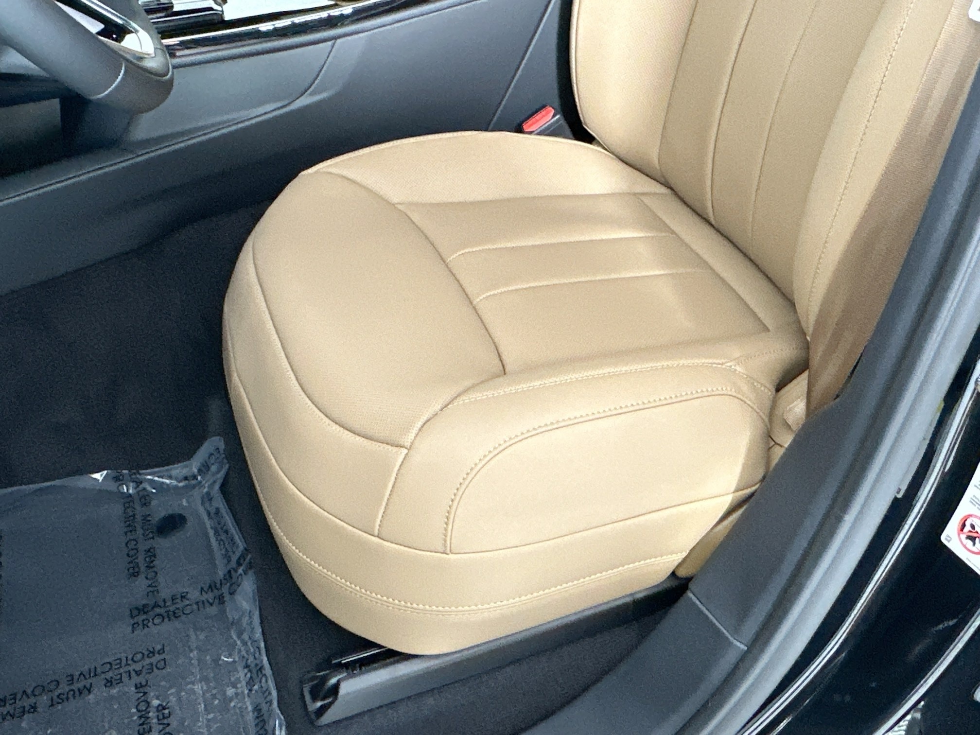 used 2025 Land Rover Range Rover Sport car, priced at $86,175