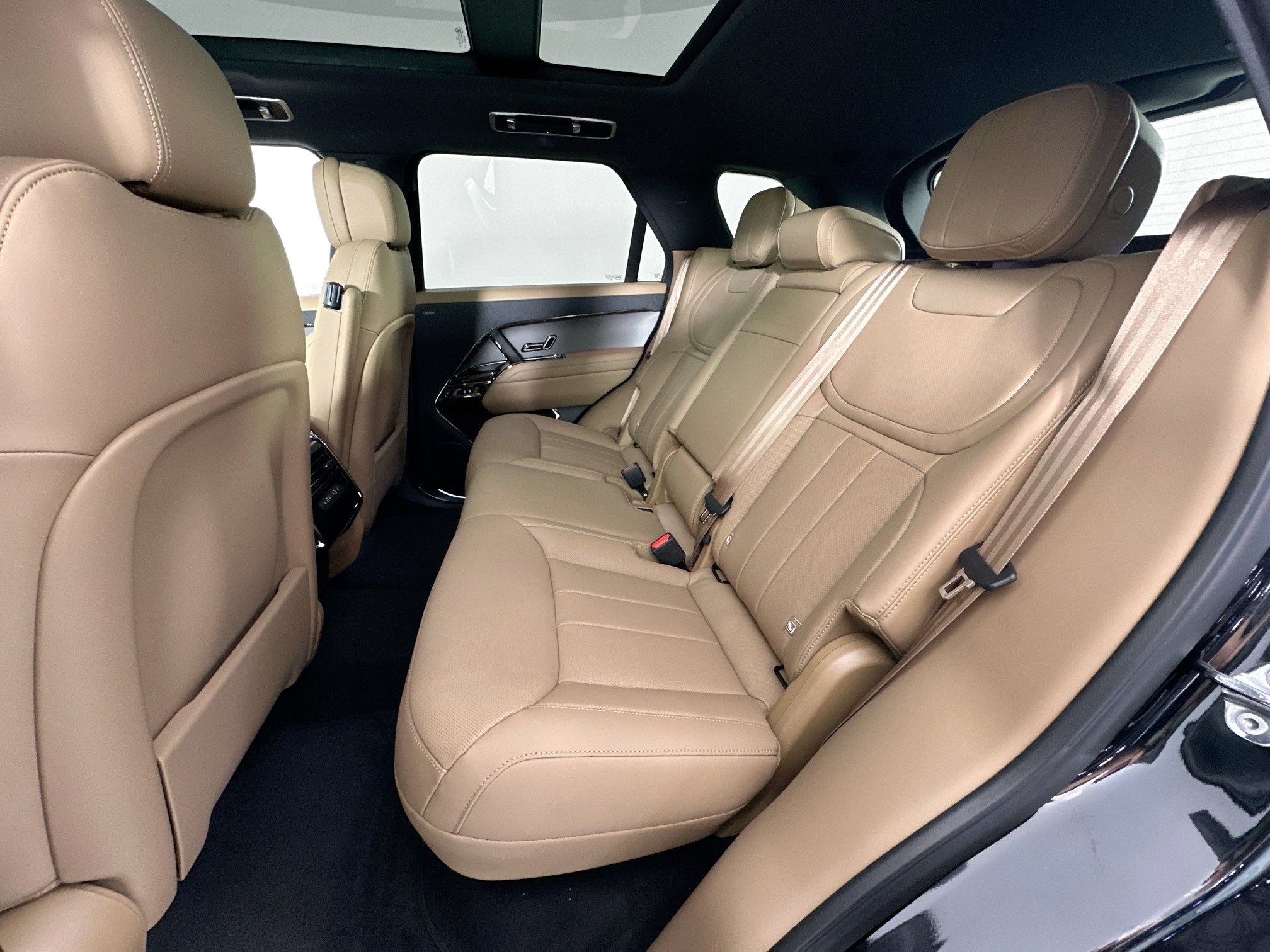 used 2025 Land Rover Range Rover Sport car, priced at $86,175