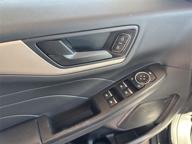 used 2022 Ford Escape car, priced at $20,999
