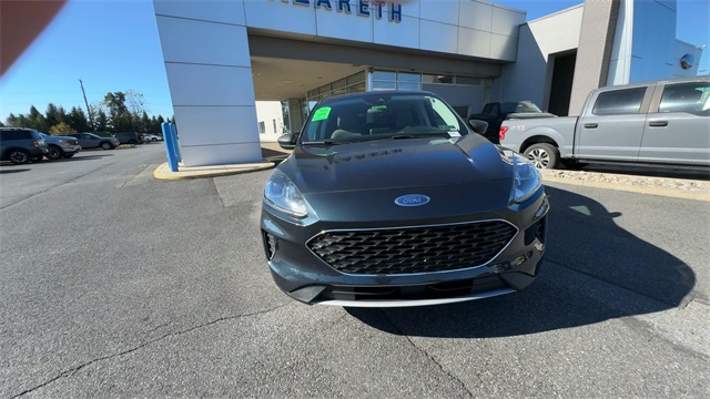 used 2022 Ford Escape car, priced at $20,999