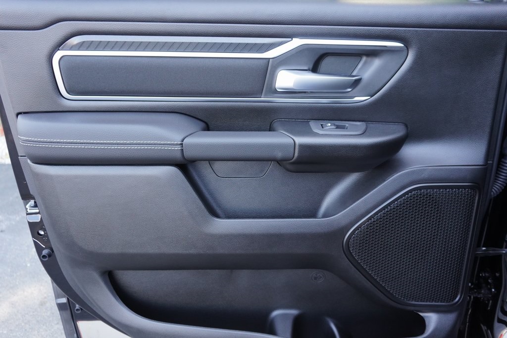 new 2025 Ram 1500 car, priced at $46,671