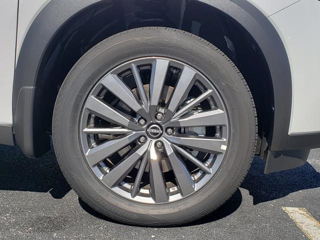 new 2025 Nissan Pathfinder car, priced at $46,774