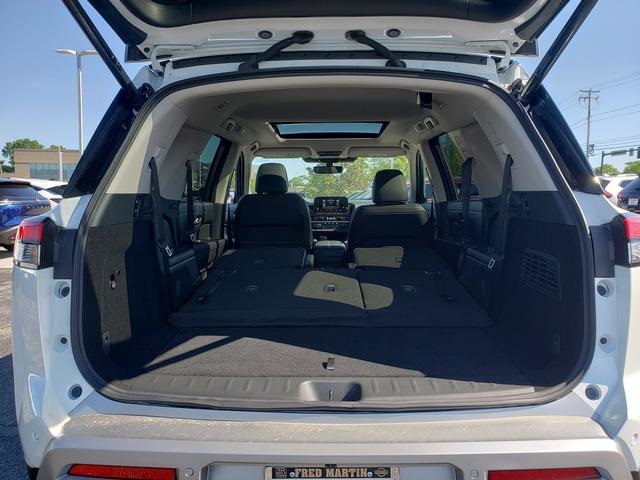 new 2025 Nissan Pathfinder car, priced at $46,774