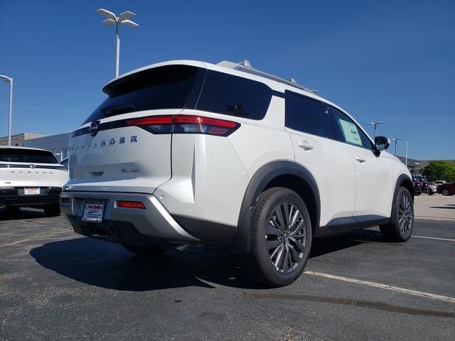 new 2025 Nissan Pathfinder car, priced at $46,774