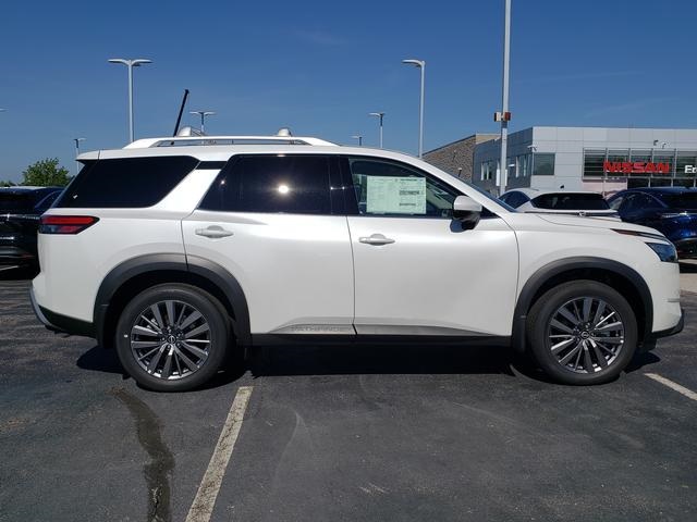 new 2025 Nissan Pathfinder car, priced at $46,774