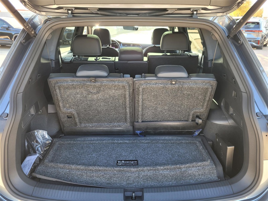 used 2024 Volkswagen Tiguan car, priced at $28,000