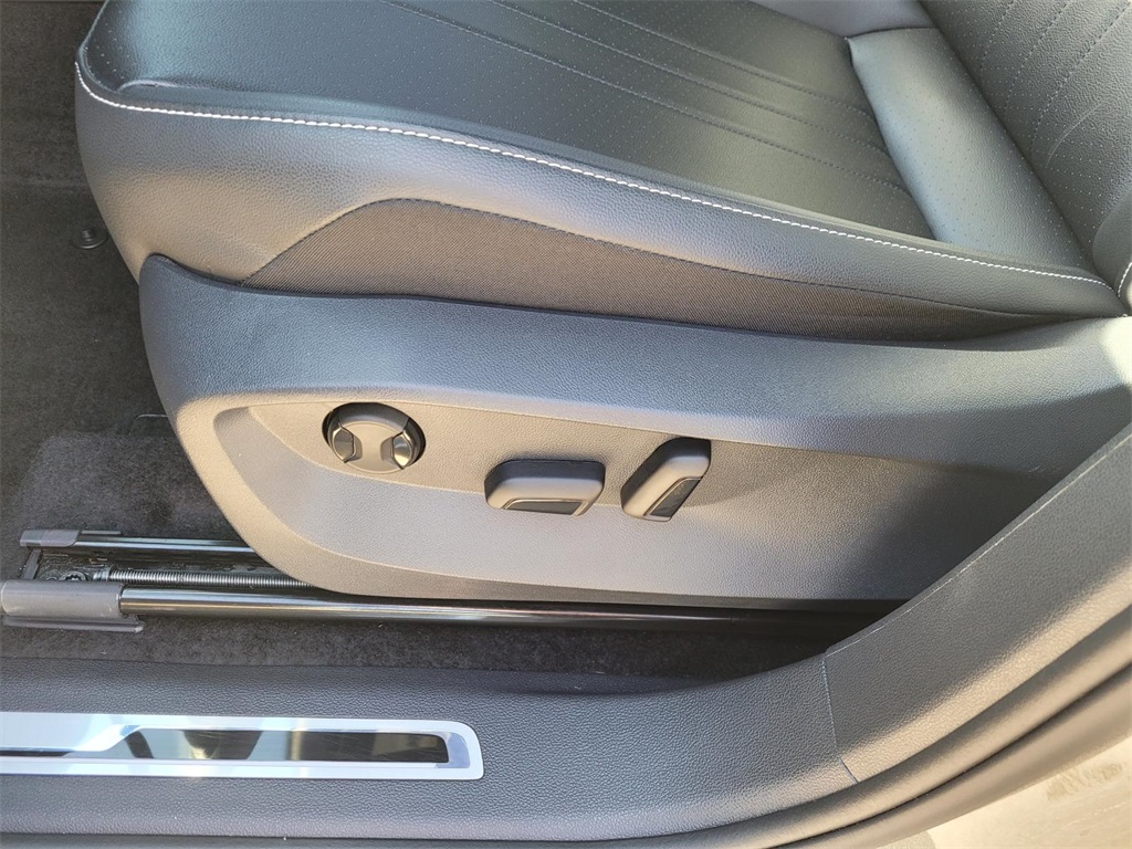 used 2024 Volkswagen Tiguan car, priced at $28,000