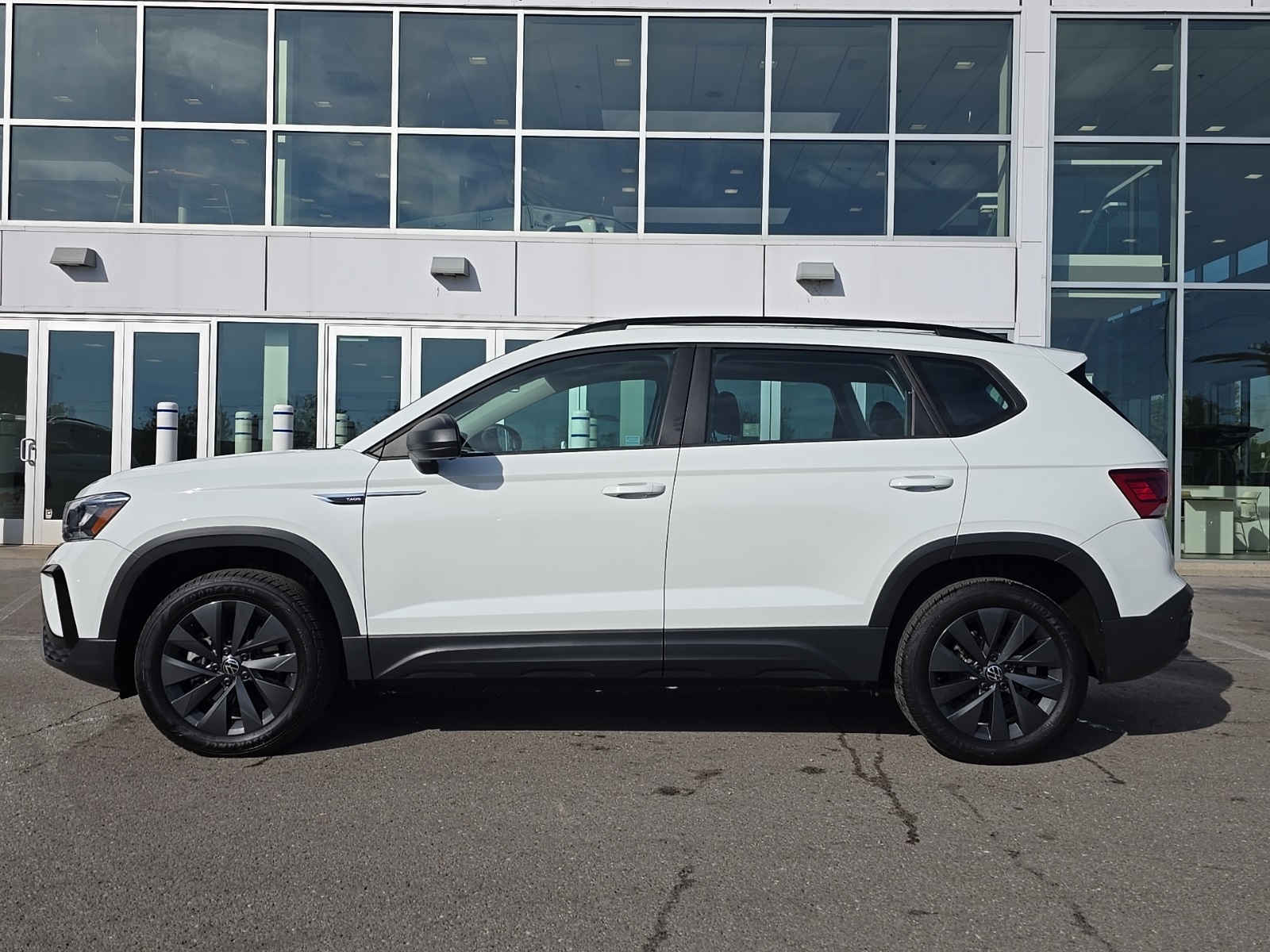 used 2024 Volkswagen Taos car, priced at $21,300