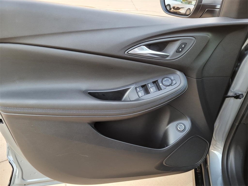 used 2025 Buick Encore GX car, priced at $24,278