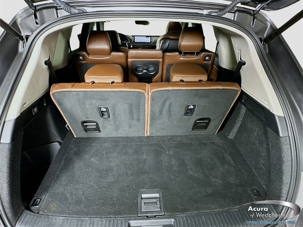 used 2023 Acura MDX car, priced at $40,299