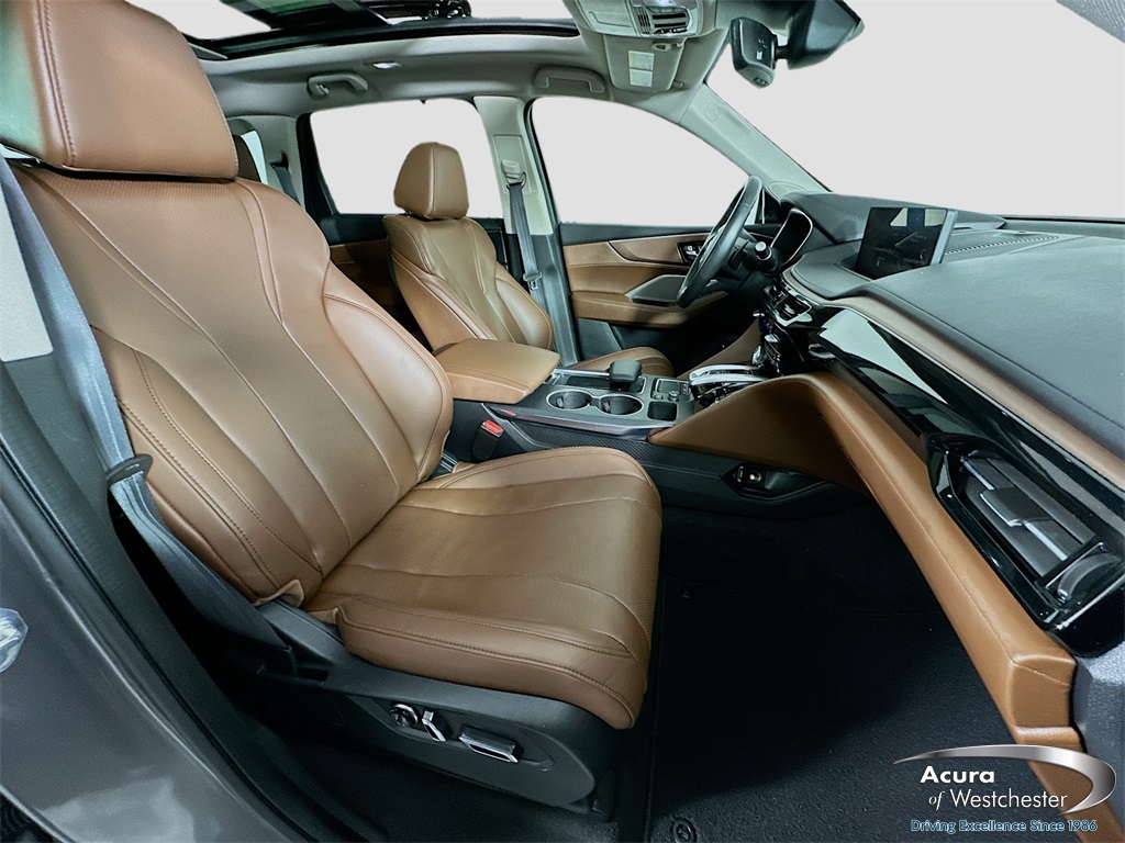 used 2023 Acura MDX car, priced at $40,299