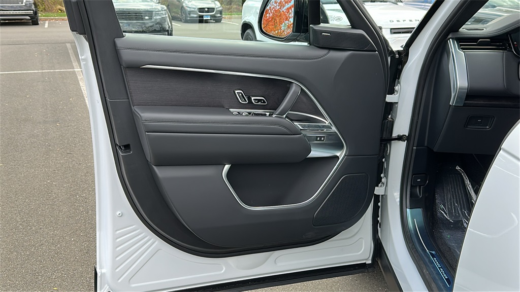 new 2025 Land Rover Range Rover car, priced at $123,220