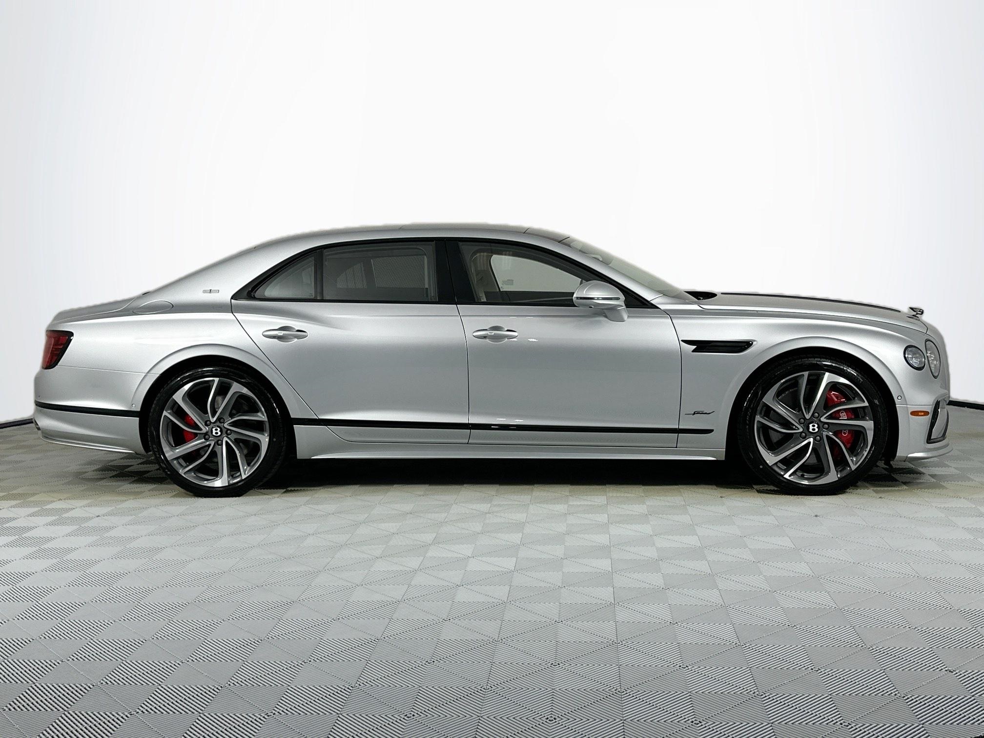 new 2025 Bentley Flying Spur car