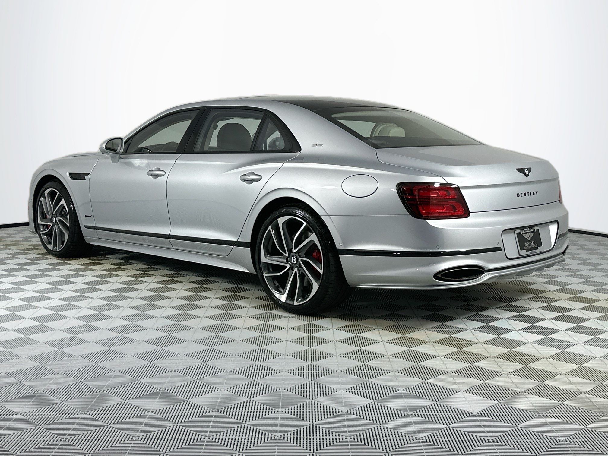 new 2025 Bentley Flying Spur car