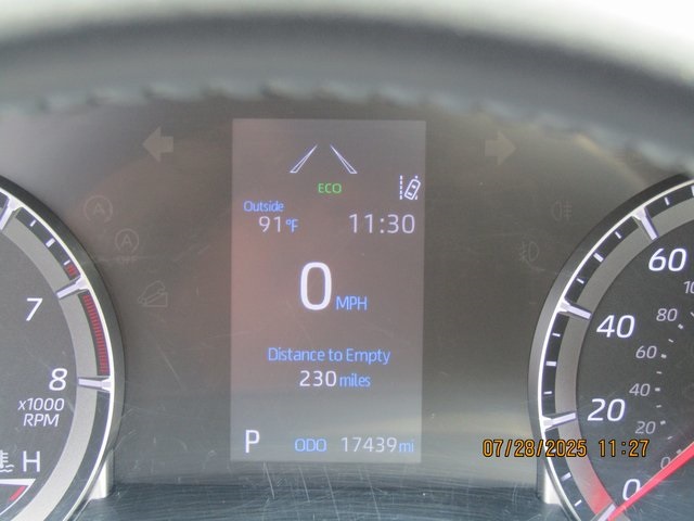 used 2022 Toyota Highlander car, priced at $33,999