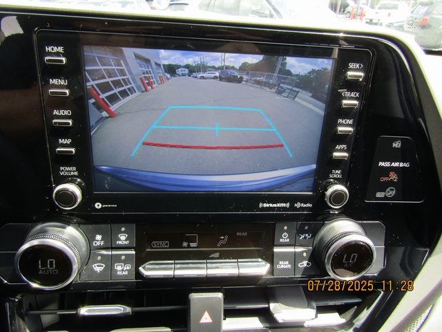used 2022 Toyota Highlander car, priced at $33,999