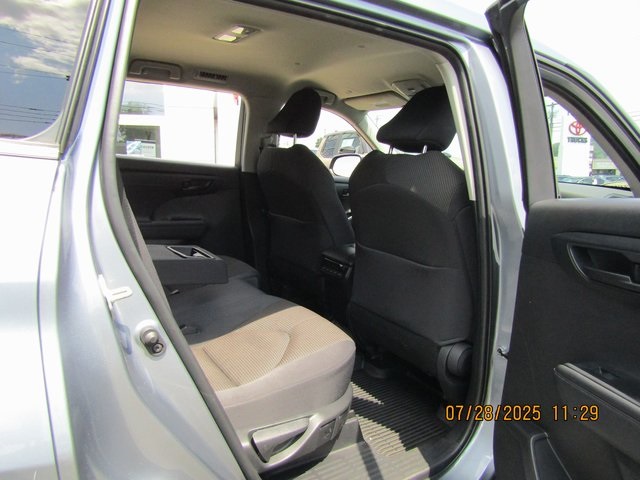 used 2022 Toyota Highlander car, priced at $33,999