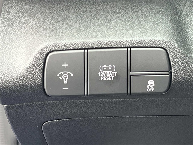 new 2026 Hyundai Elantra Hybrid car, priced at $27,950