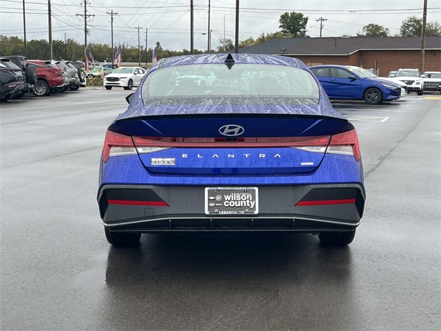 new 2026 Hyundai Elantra Hybrid car, priced at $27,950
