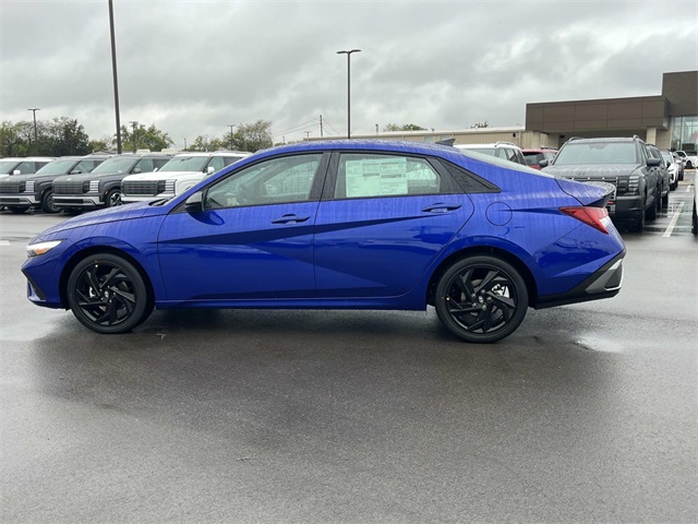new 2026 Hyundai Elantra Hybrid car, priced at $27,950