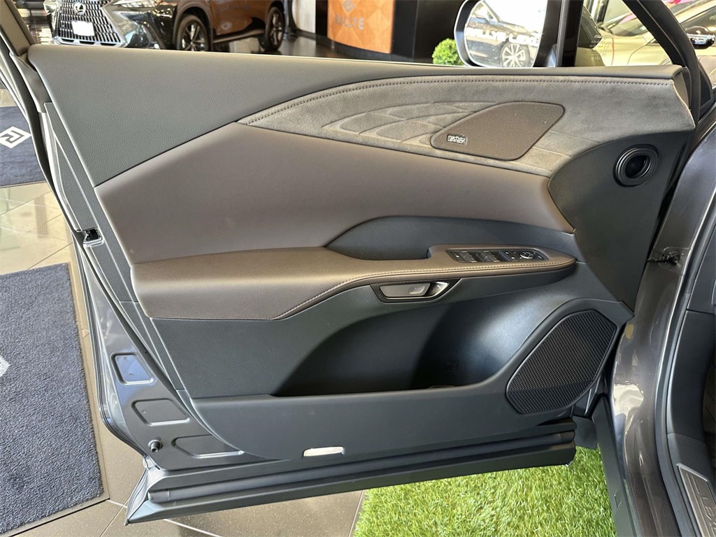 new 2025 Lexus RX car, priced at $77,604
