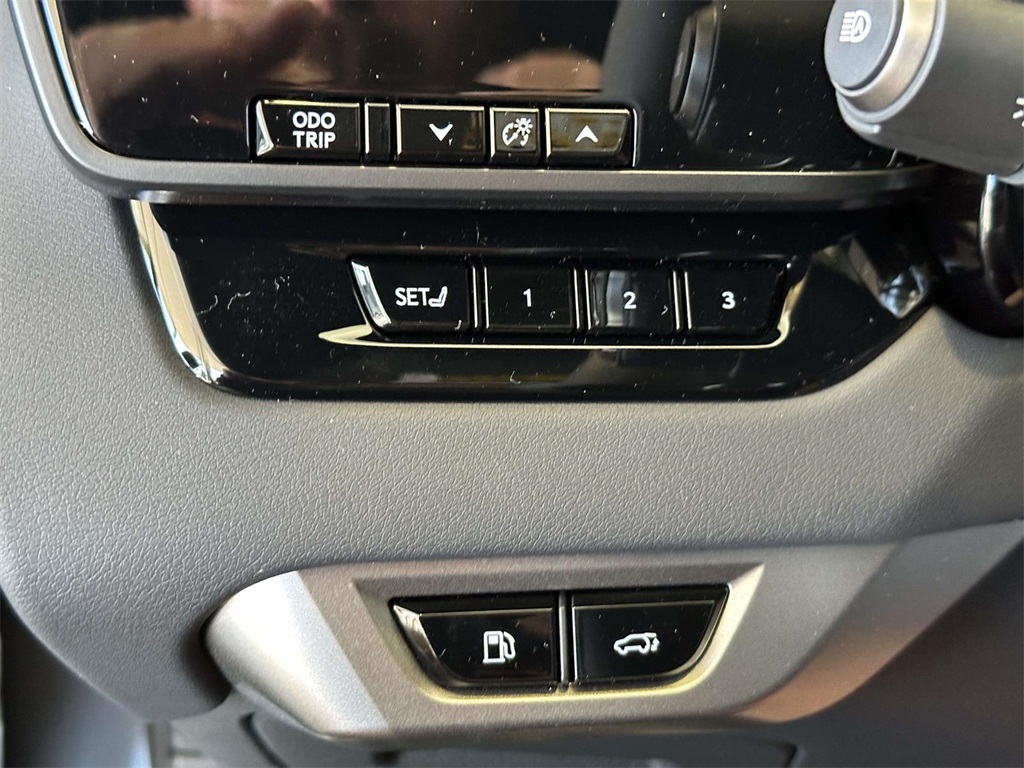 new 2025 Lexus RX car, priced at $77,604