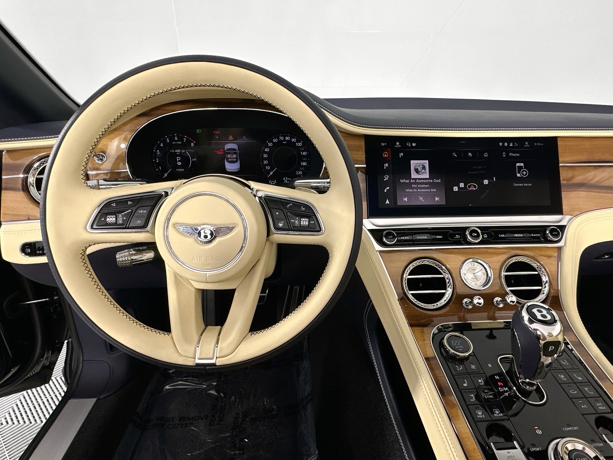 new 2025 Bentley Continental GTC car