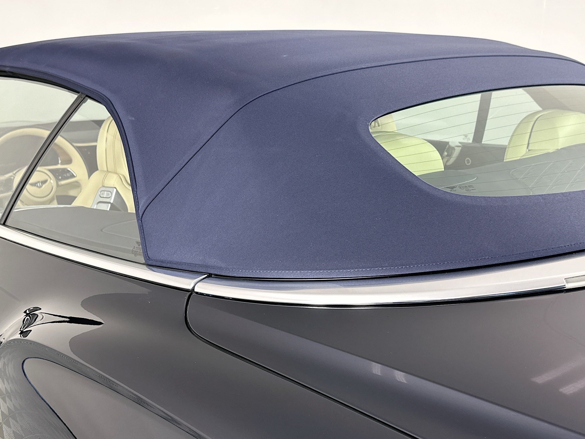 new 2025 Bentley Continental GTC car