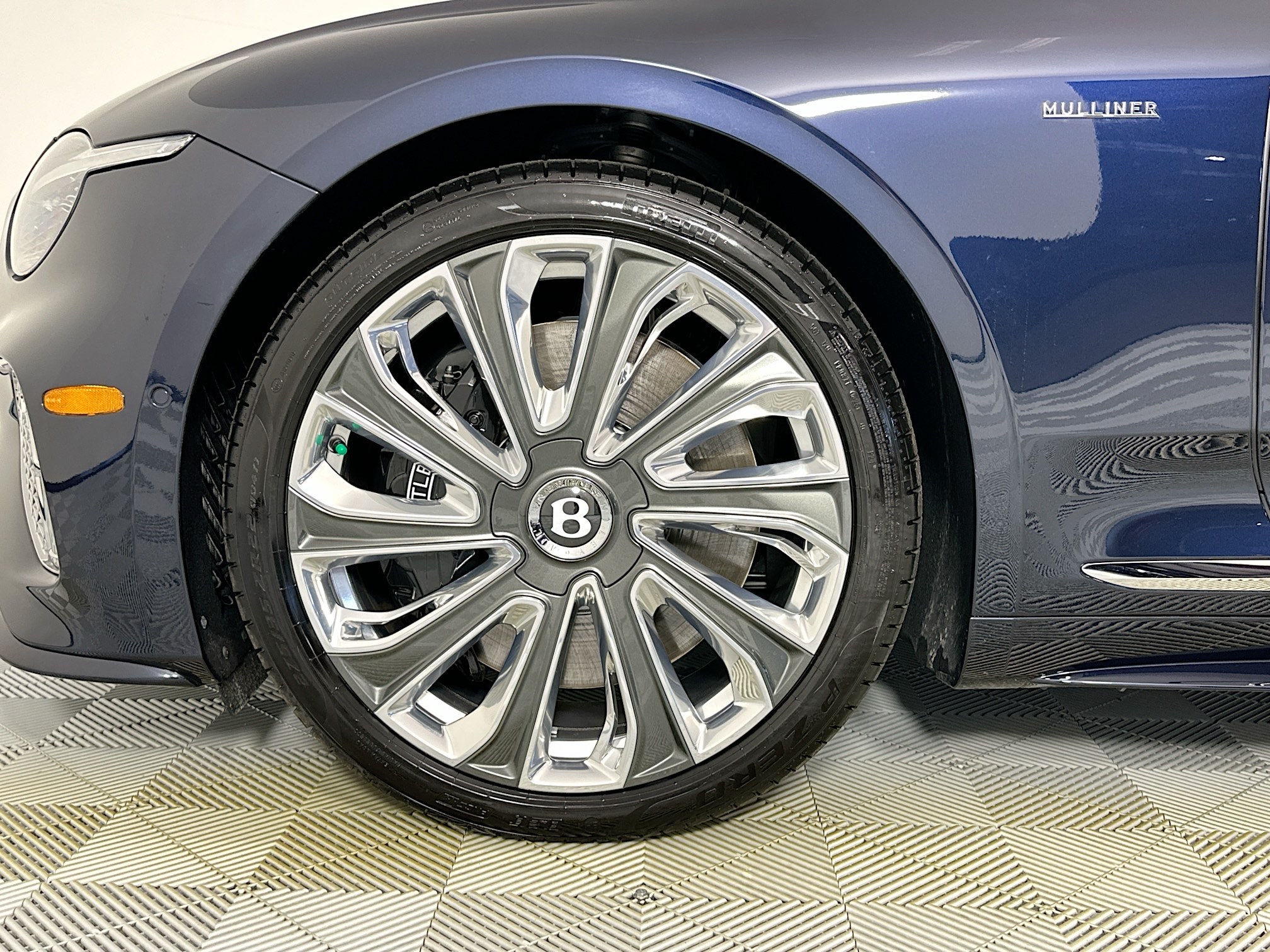 new 2025 Bentley Continental GTC car