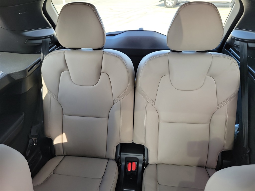 new 2026 Volvo XC90 car, priced at $69,375