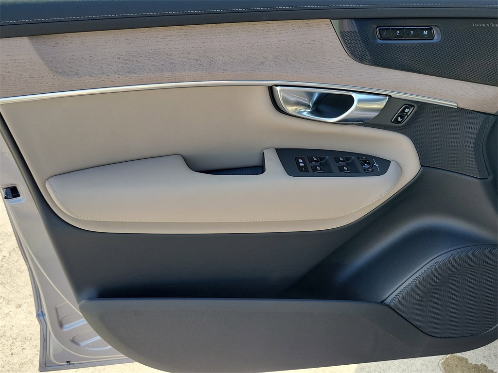 new 2026 Volvo XC90 car, priced at $69,375