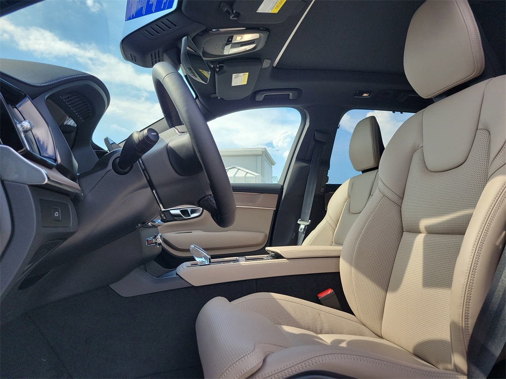 new 2026 Volvo XC90 car, priced at $69,375