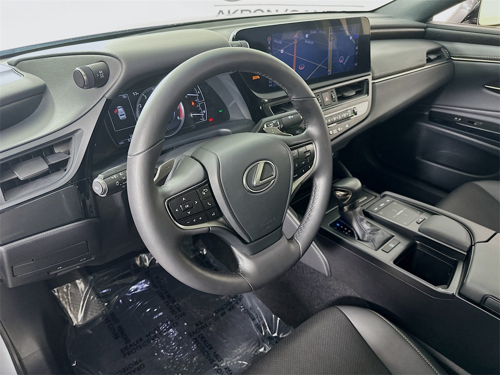 used 2022 Lexus ES car, priced at $32,490