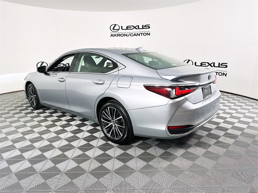 used 2022 Lexus ES car, priced at $32,490